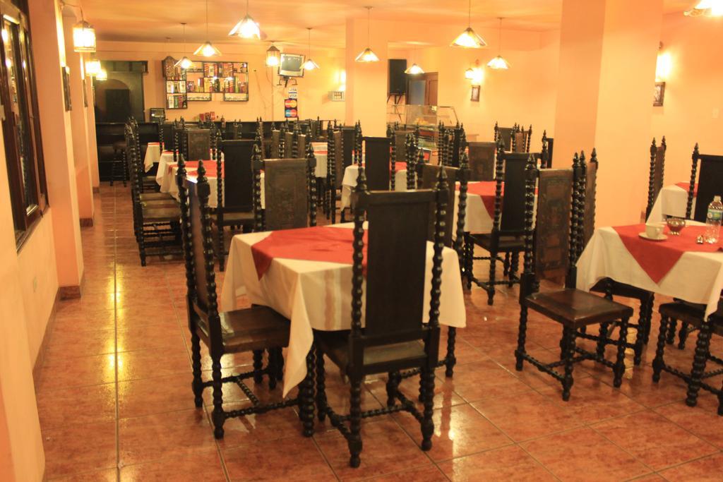 Ebony Hotel Huaraz  Exteriör bild