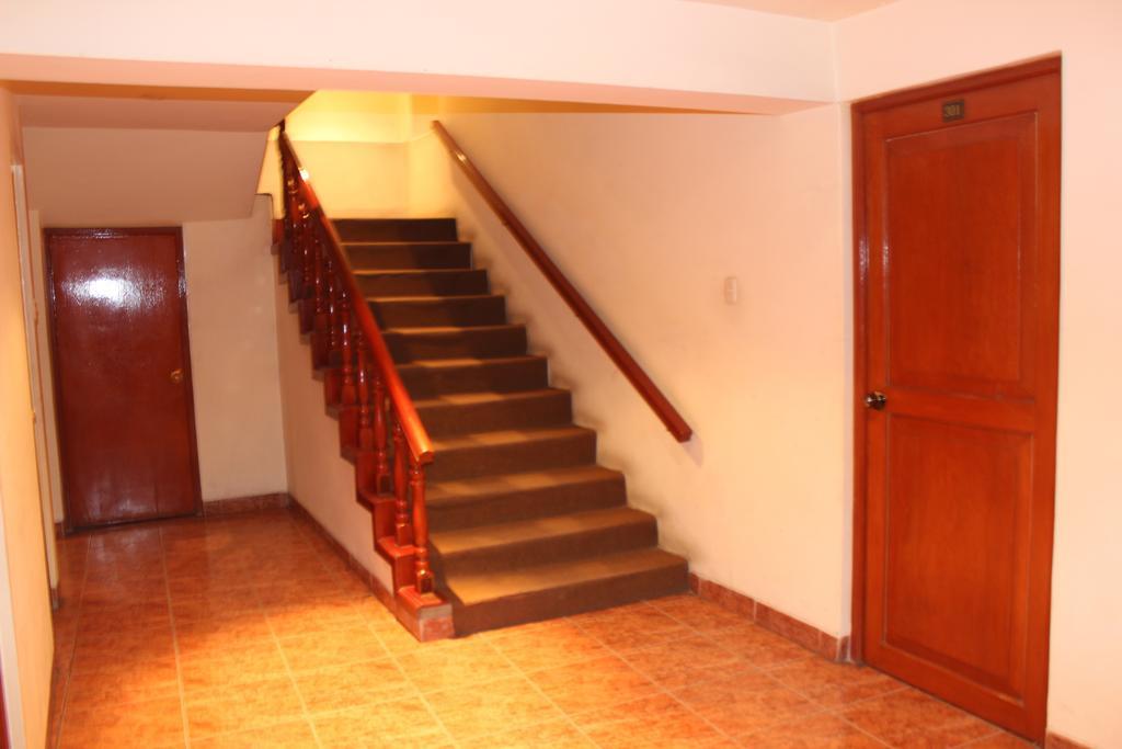 Ebony Hotel Huaraz  Exteriör bild