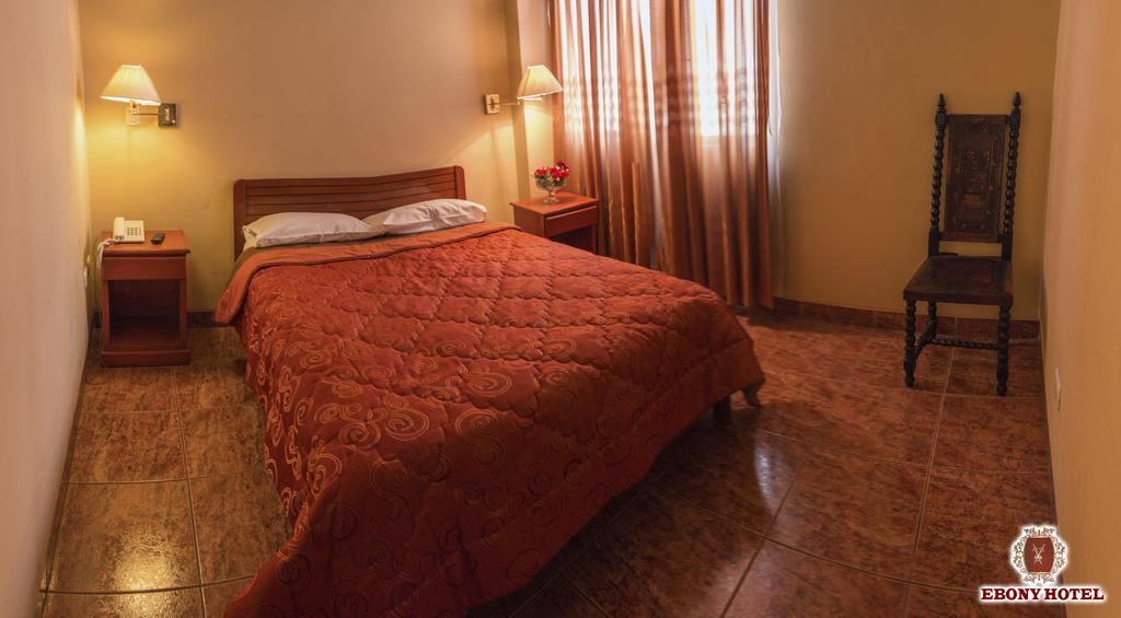 Ebony Hotel Huaraz  Exteriör bild