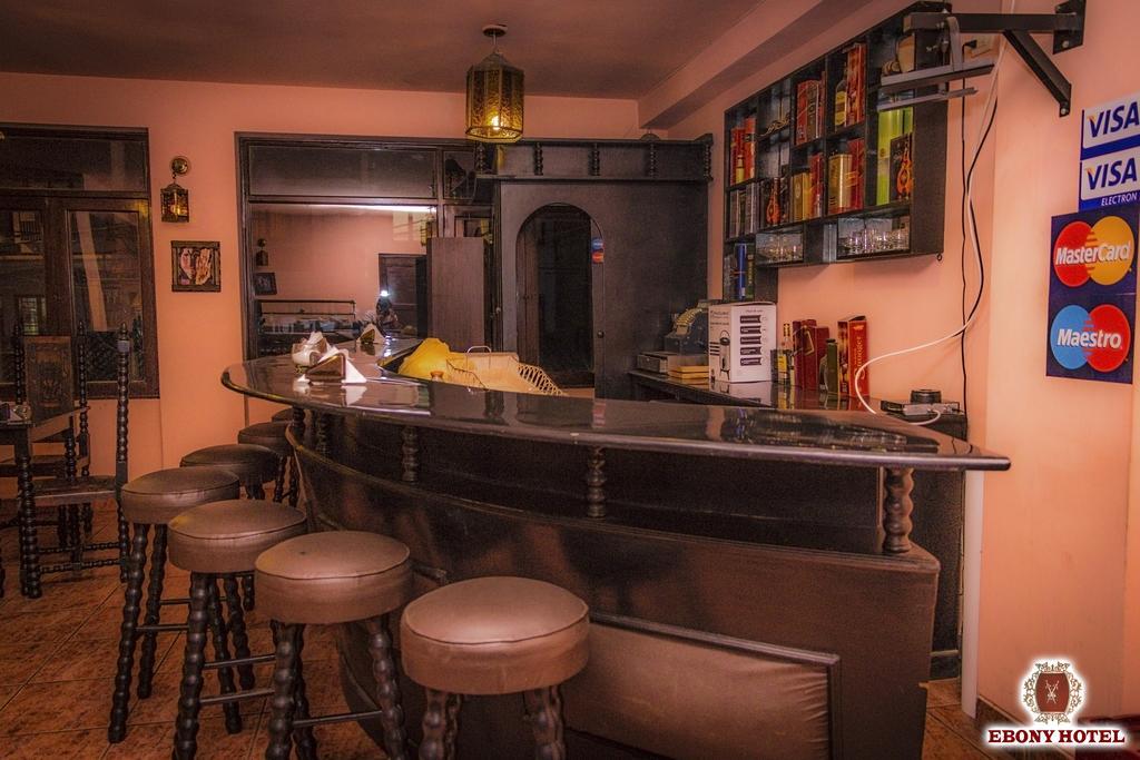 Ebony Hotel Huaraz  Exteriör bild