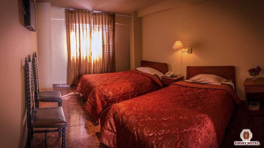 Ebony Hotel Huaraz  Exteriör bild