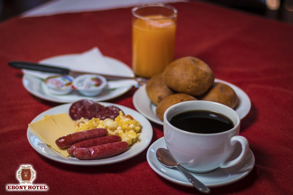 Ebony Hotel Huaraz  Exteriör bild