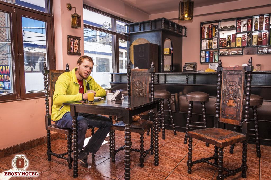Ebony Hotel Huaraz  Exteriör bild